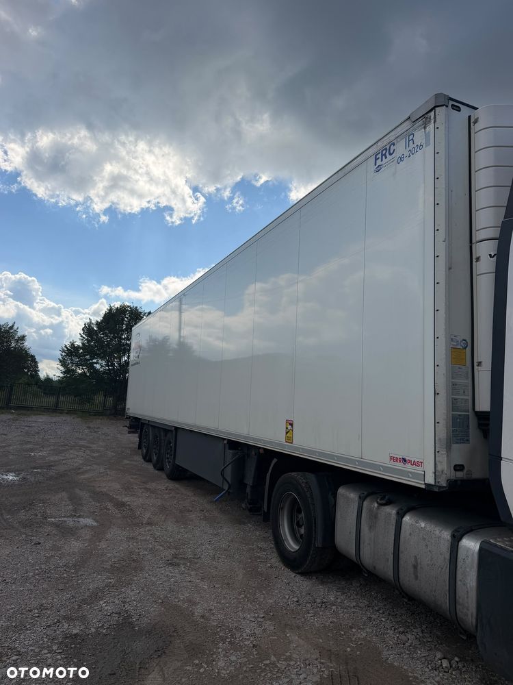 Schmitz Cargobull SCB S3B - 1