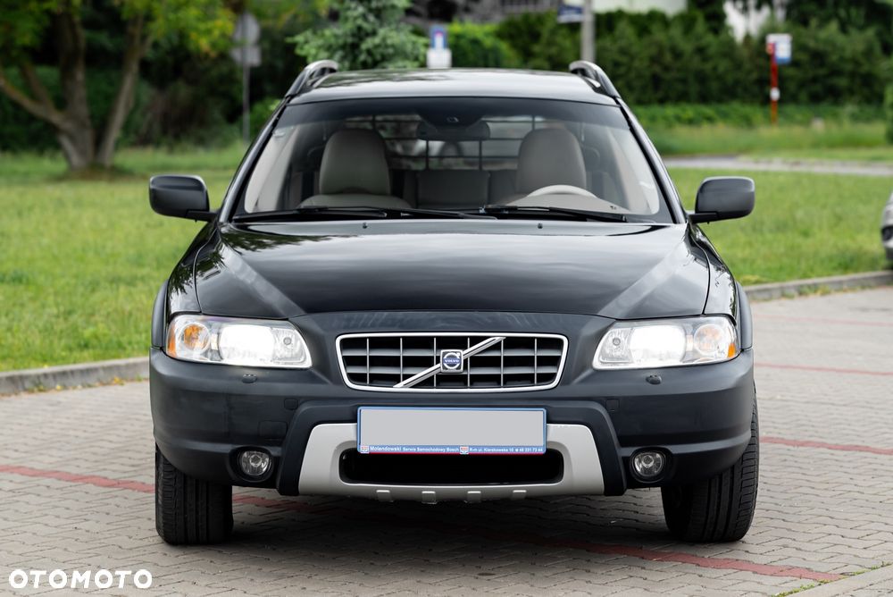 Volvo XC 70 AWD Momentum - 11