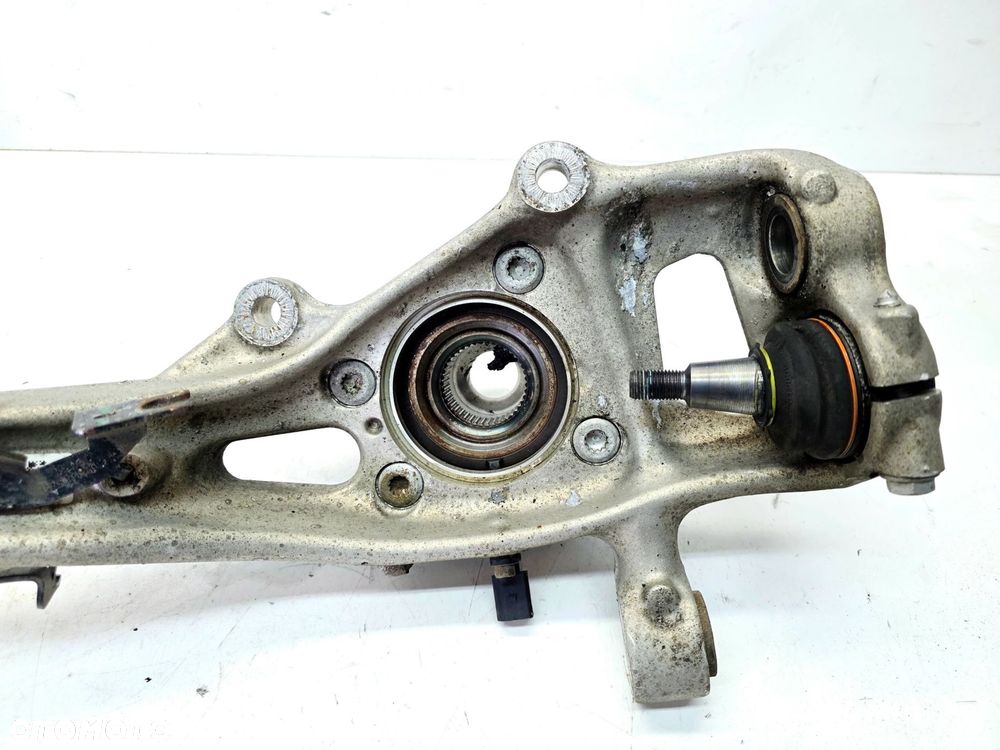 ZWROTNICA PIASTA PRAWY PRZÓD AUDI Q7 4M 4M0407272J 4M0407560 - 7