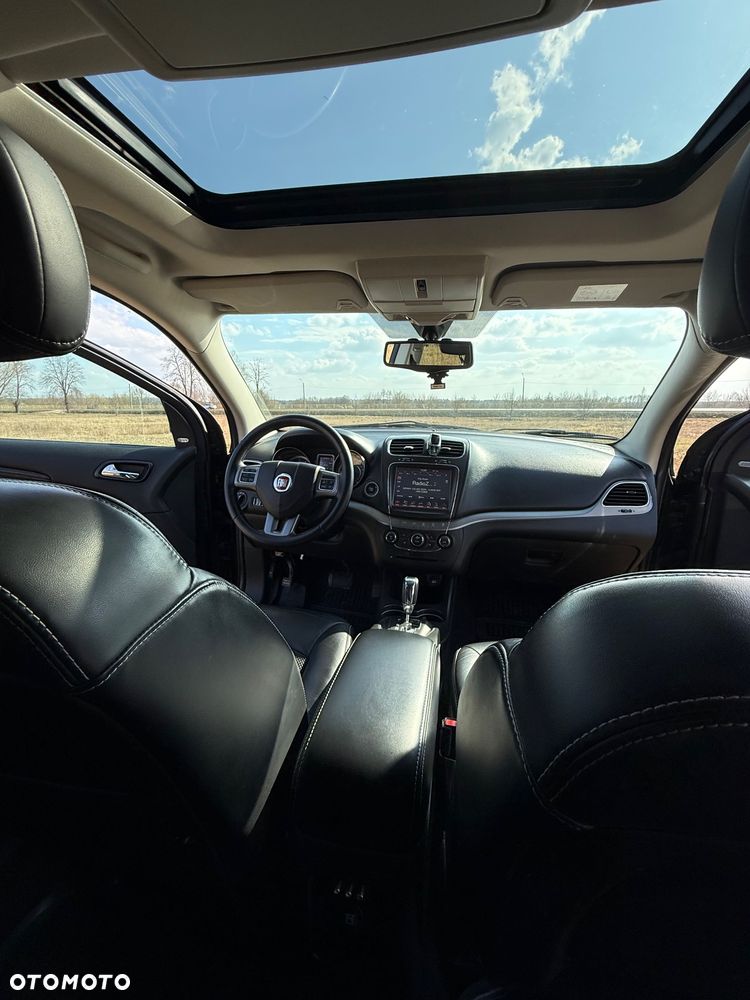 Fiat Freemont 2.0 Multijet 16V DPF Automatik Allrad Black Code - 16