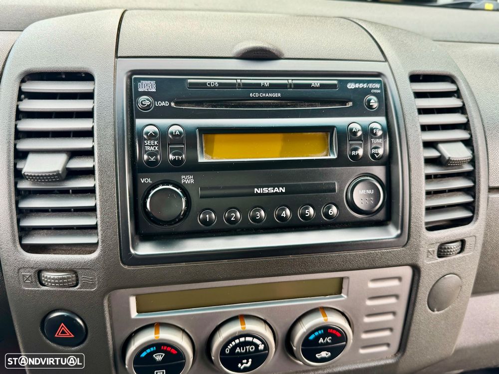 Nissan Navara 2.5 dCi CD LE Premium - 12