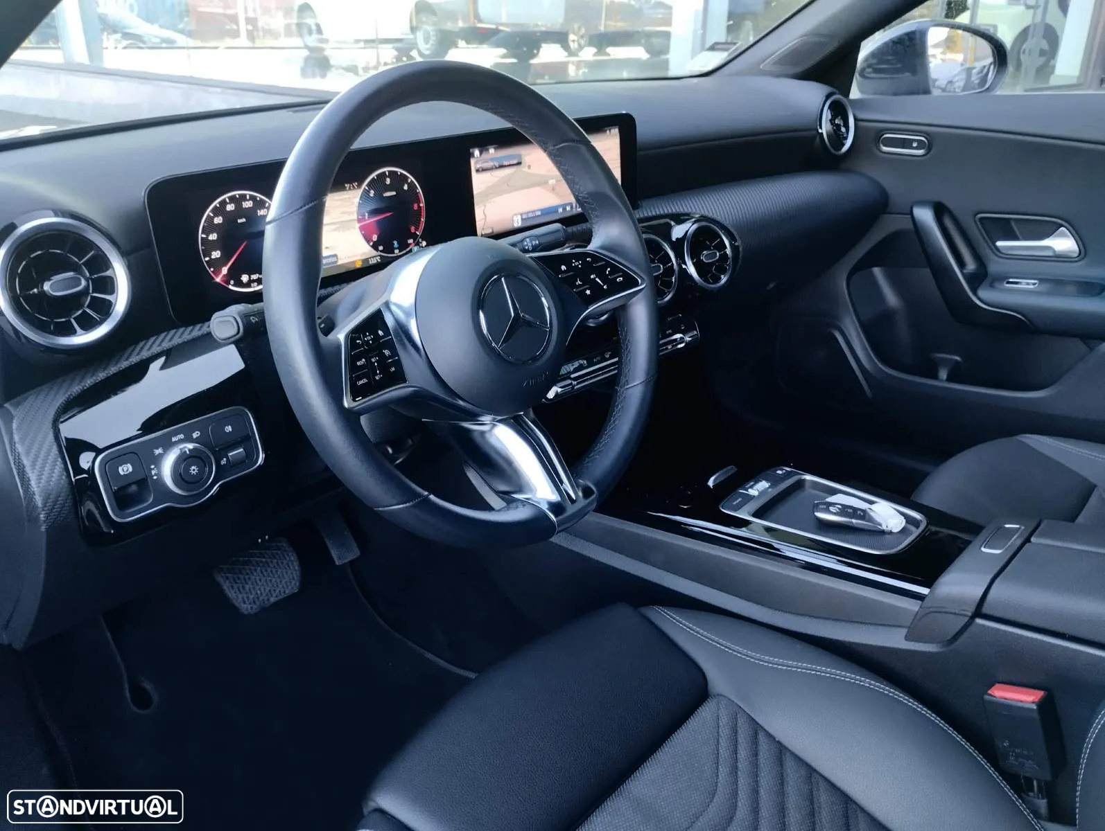 Mercedes-Benz CLA 180 d - 4