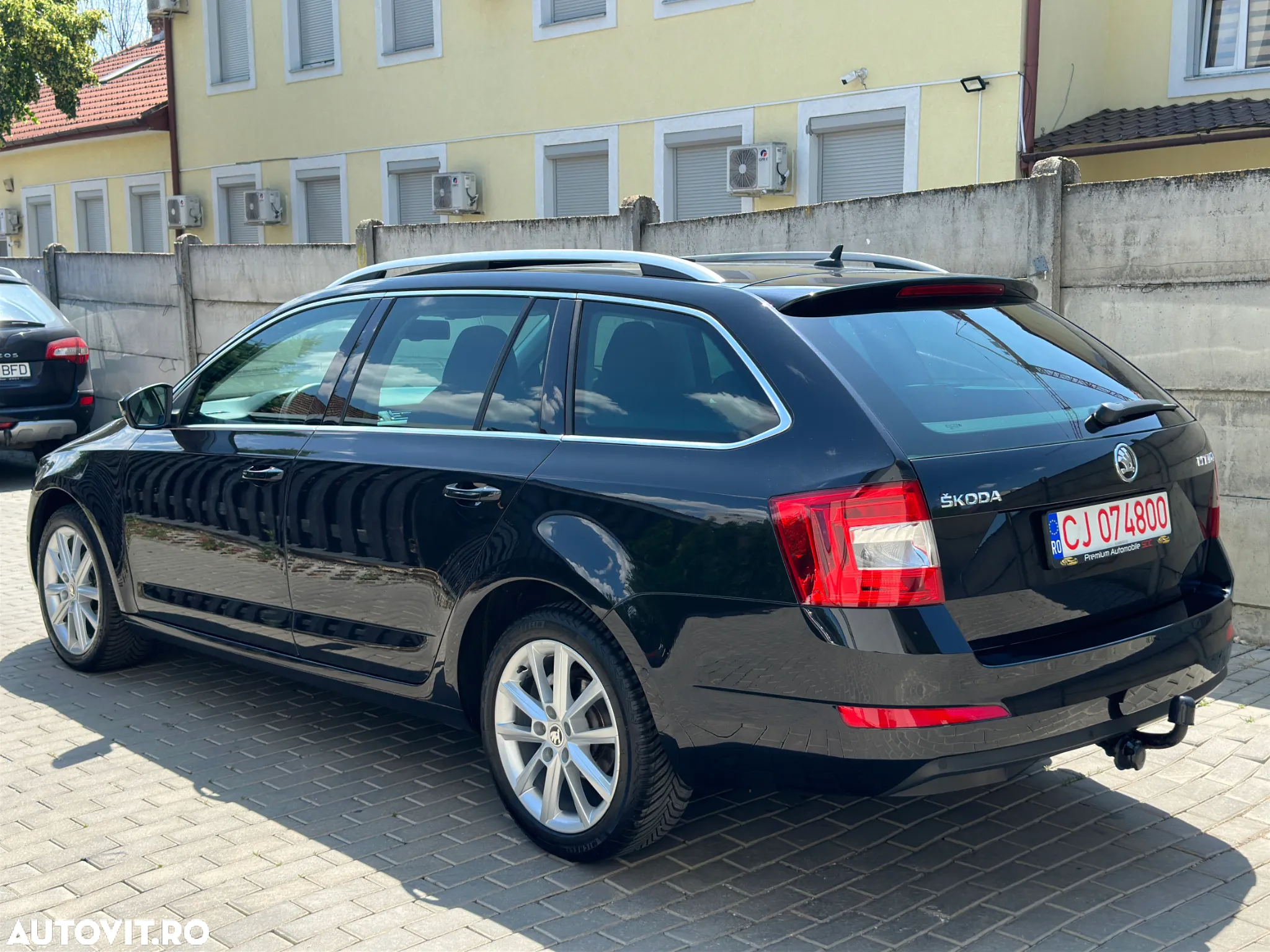 Skoda Octavia 1.6 TDI (Green tec) DSG Ambition - 4