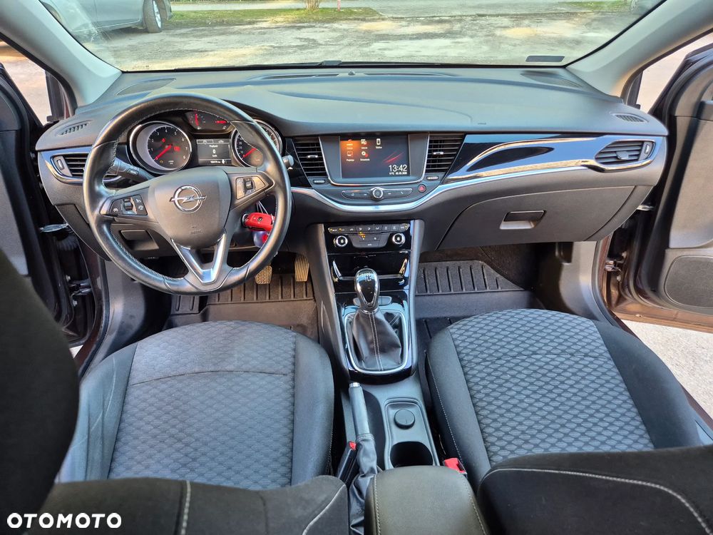 Opel Astra 1.4 T Enjoy - 15