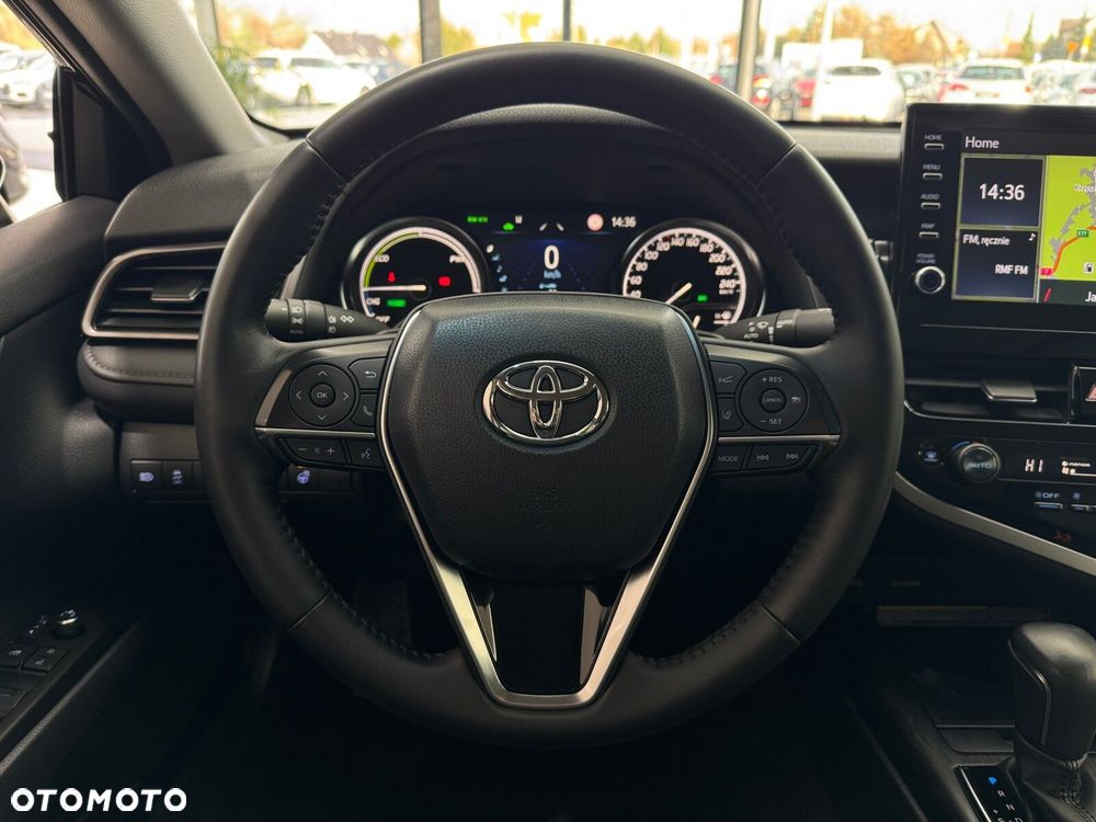 Toyota Camry 2.5 Hybrid Executive CVT - 15