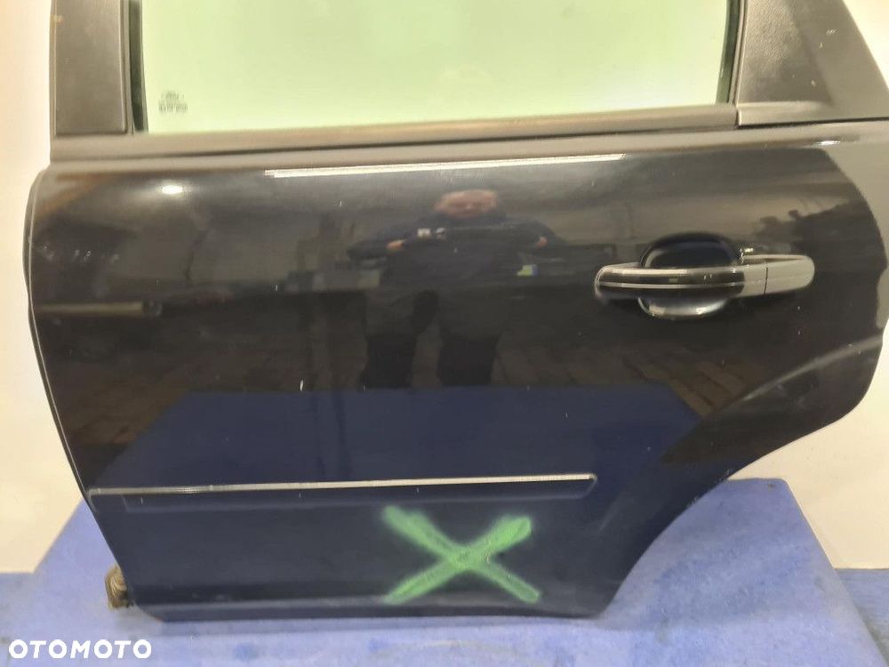 FORD FOCUS MK2 DRZWI TYŁ LEWE F3 - 2
