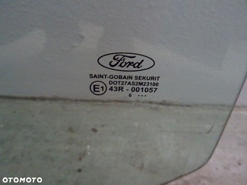 SZYBA DRZWI PRAWY TYŁ FORD C-MAX 03-06 NR746 - 2