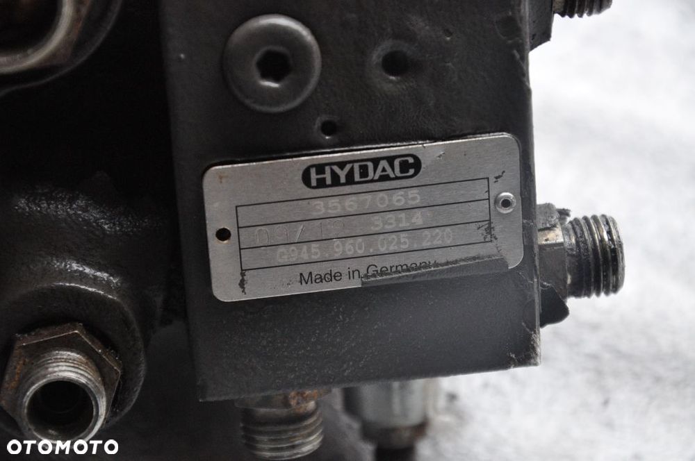 ROZDZIELACZ HYDRAULICZNY SEKCJA BLOK ZAWOROWY FENDT NR G945960025220 / G931962025232 - 2