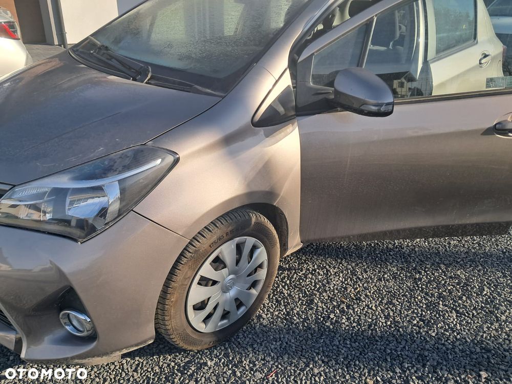 Toyota Yaris 1.33 Dynamic EU6 - 4