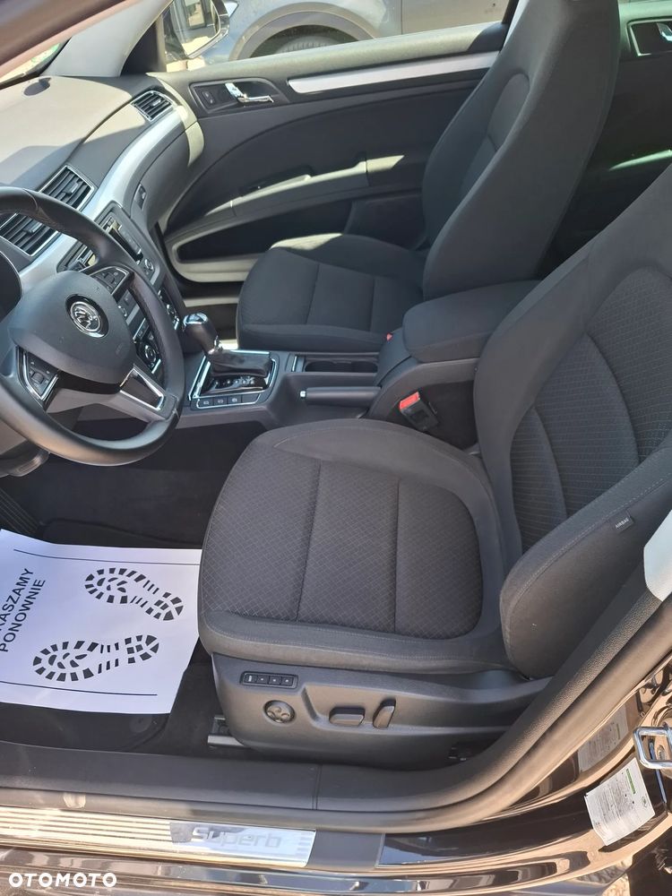 Skoda Superb 2.0 TDI Green tec DSG Ambition - 25