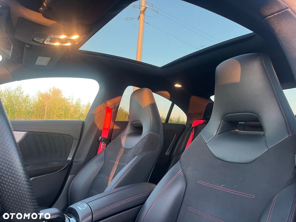Mercedes-Benz CLA AMG 45 4-Matic 8G-DCT - 15