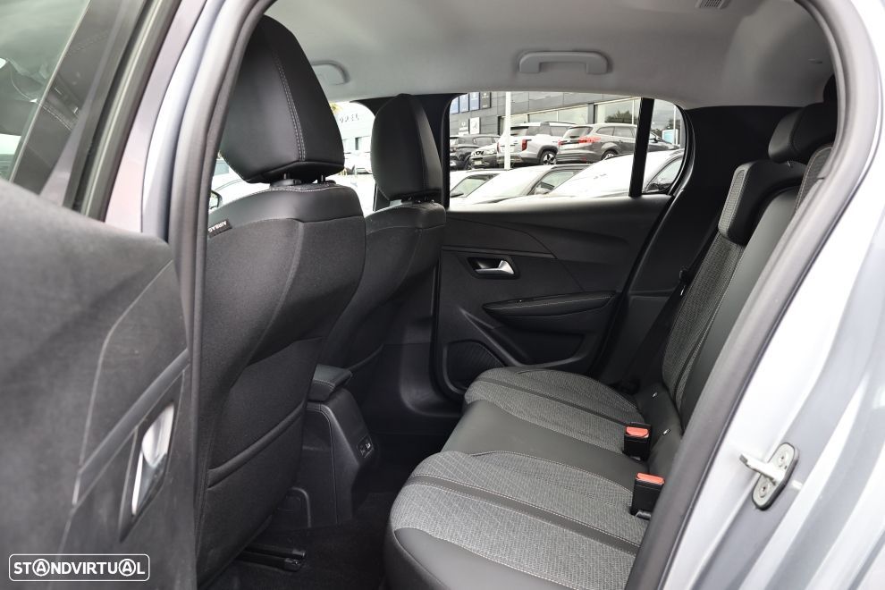 Peugeot e-208 51 kWh Allure - 17