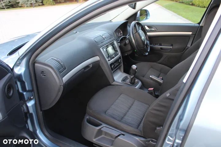 Skoda Octavia 1.6 TDI DPF Elegance - 18