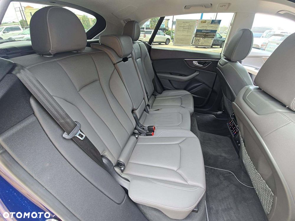 Audi Q8 55 TFSI mHEV Quattro Tiptronic - 22