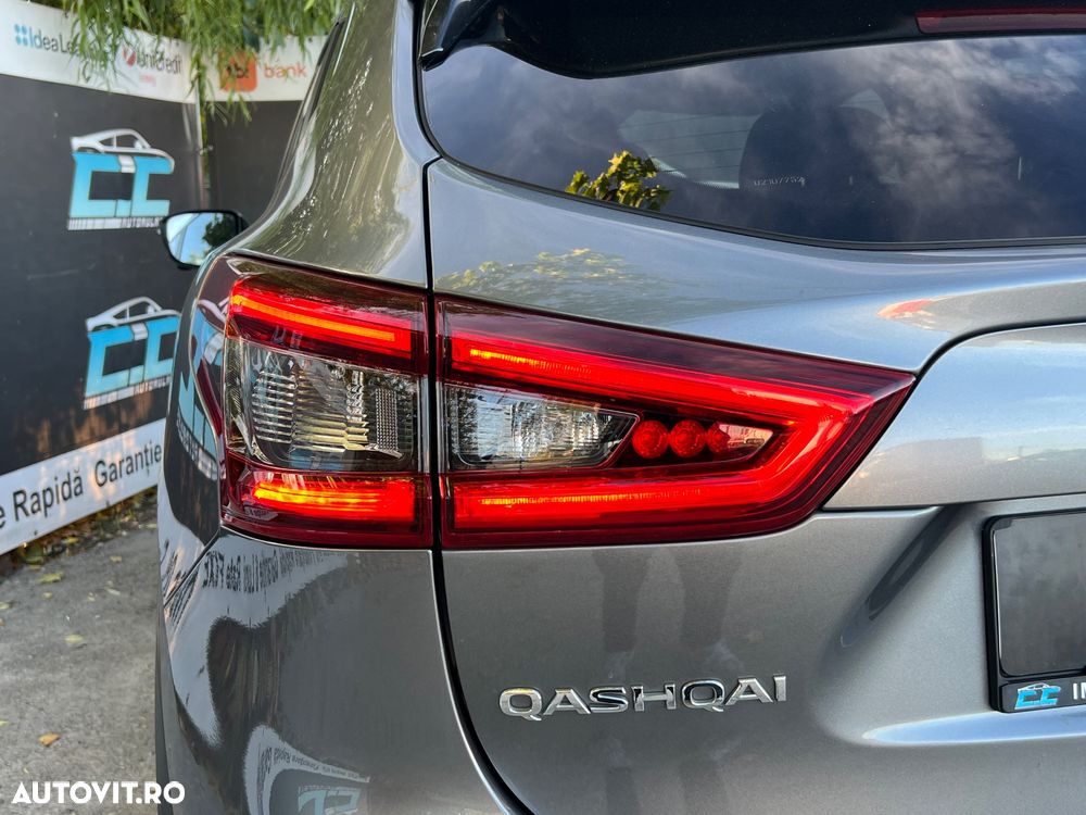 Nissan Qashqai 1.6 DIG-T N-Connecta - 27