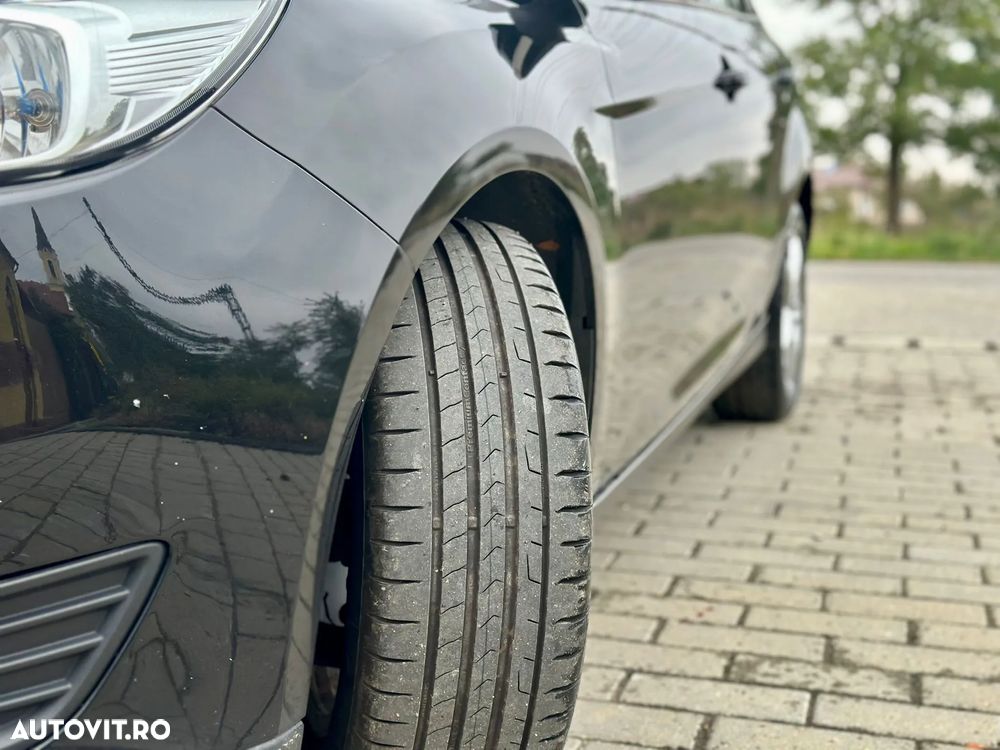 Ford Focus - 10