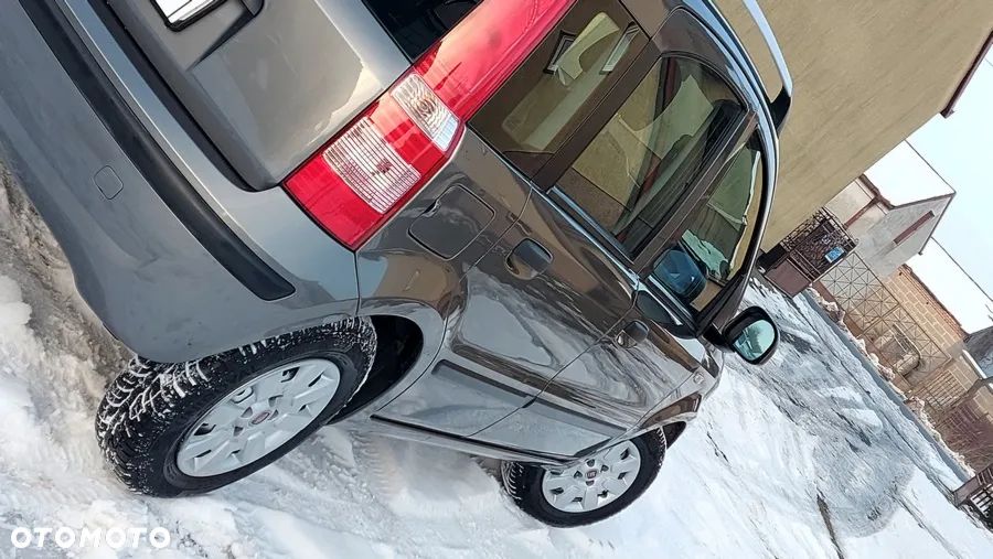 Fiat Panda 1.2 Emotion - 25