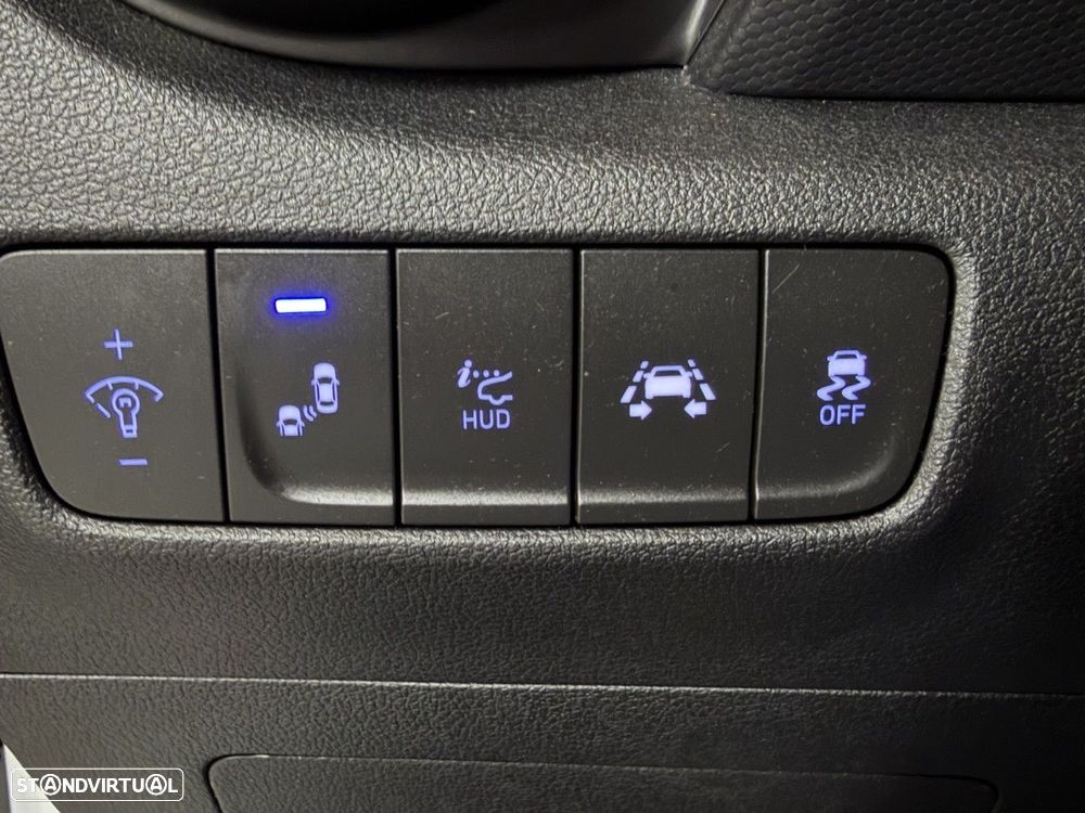 Hyundai Kauai 1.0 T-GDi Premium Pele/Tec Lima+Nav+Vision - 23