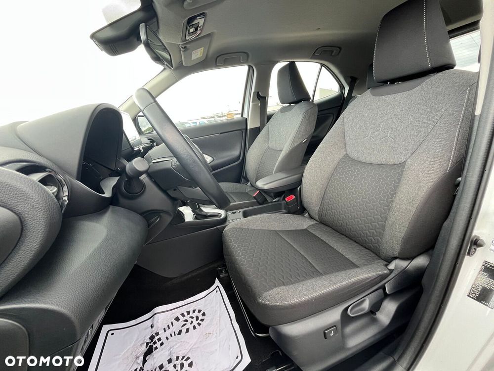 Toyota Yaris Cross Hybrid 1.5 Comfort - 30