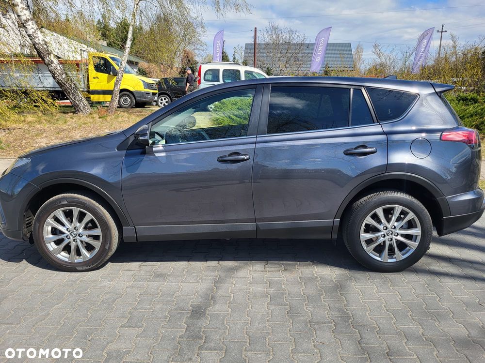 Toyota RAV4 - 5
