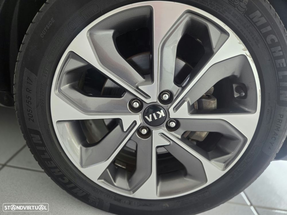 Kia Stonic 1.0 T-GDI 120 Platinum Edition - 21