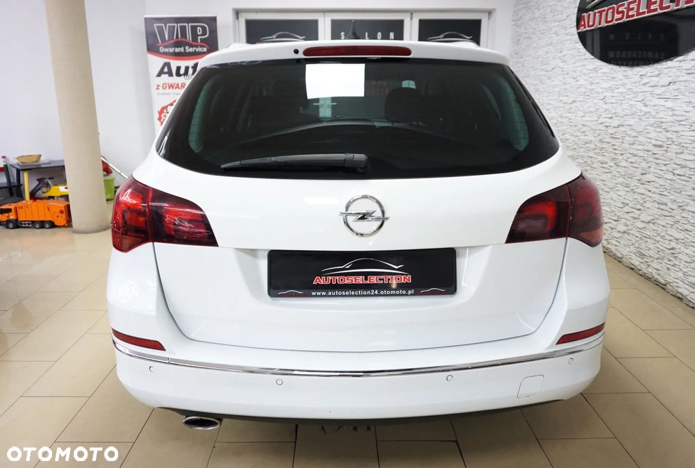 Opel Astra 1.4 Turbo Cosmo - 5