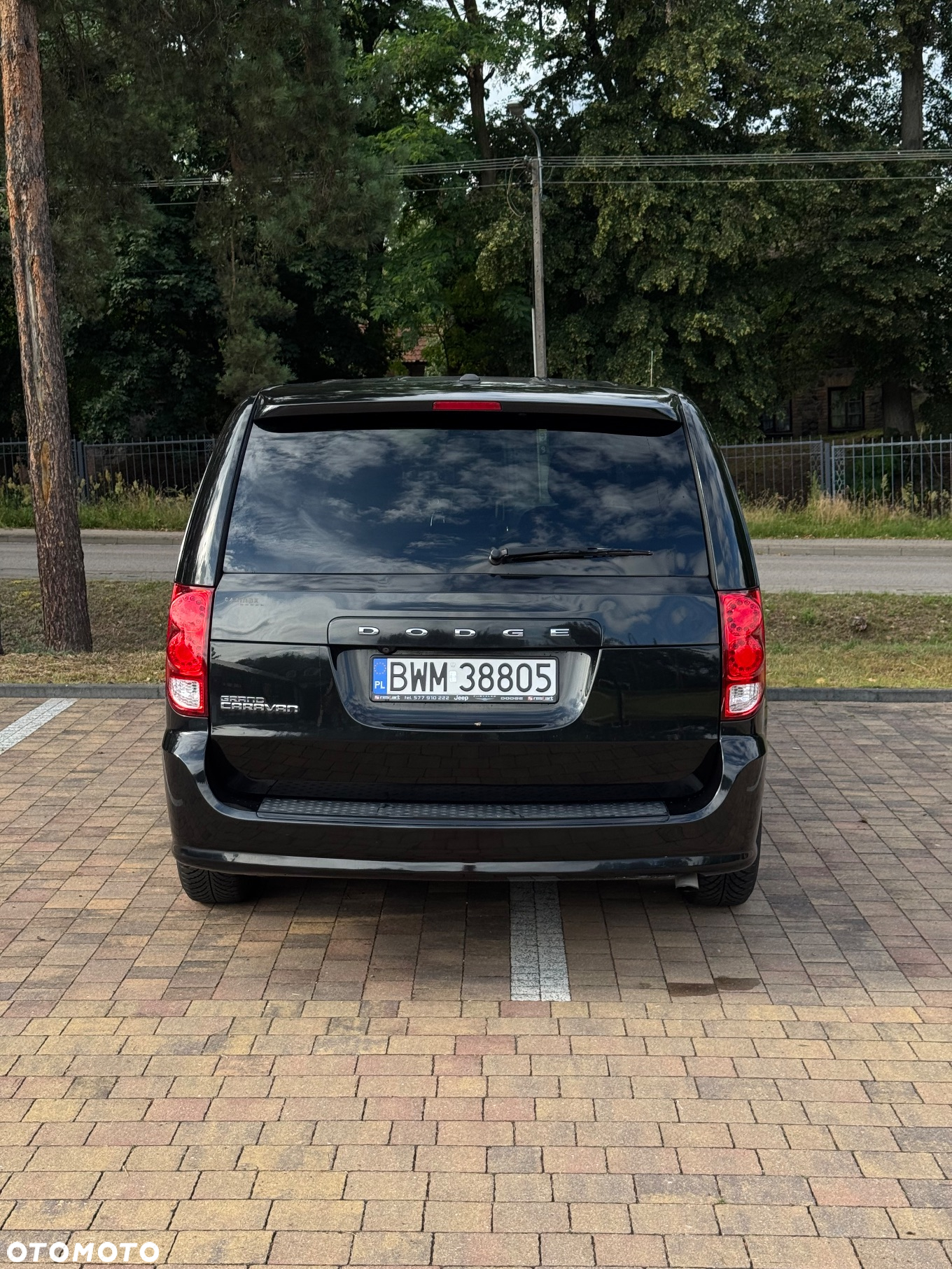 Dodge Grand Caravan - 10