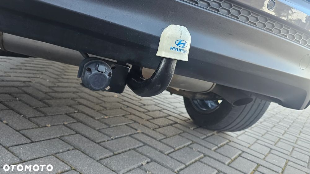 Hyundai Tucson 1.7 CRDI BlueDrive TourdePologne 2WD - 26