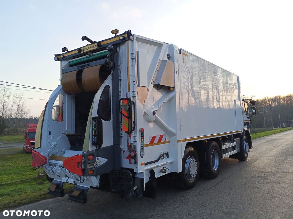 Renault Renault Śmieciarka Renault D WIDE / Euro 6 / SEMAT - 4