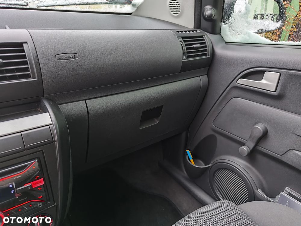 Volkswagen Fox 1.2 Refresh - 8