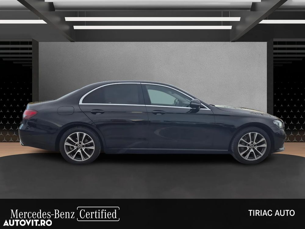 Mercedes-Benz E 300 - 6