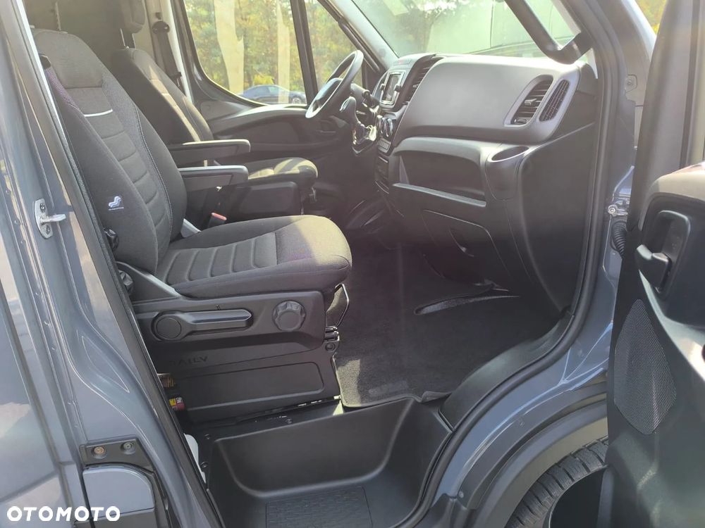Iveco Daily 70C18 Sypialnia WINDA, 15 Palet, 2x Firana + Zsuwany Dach + Reg Wysokość! - 21