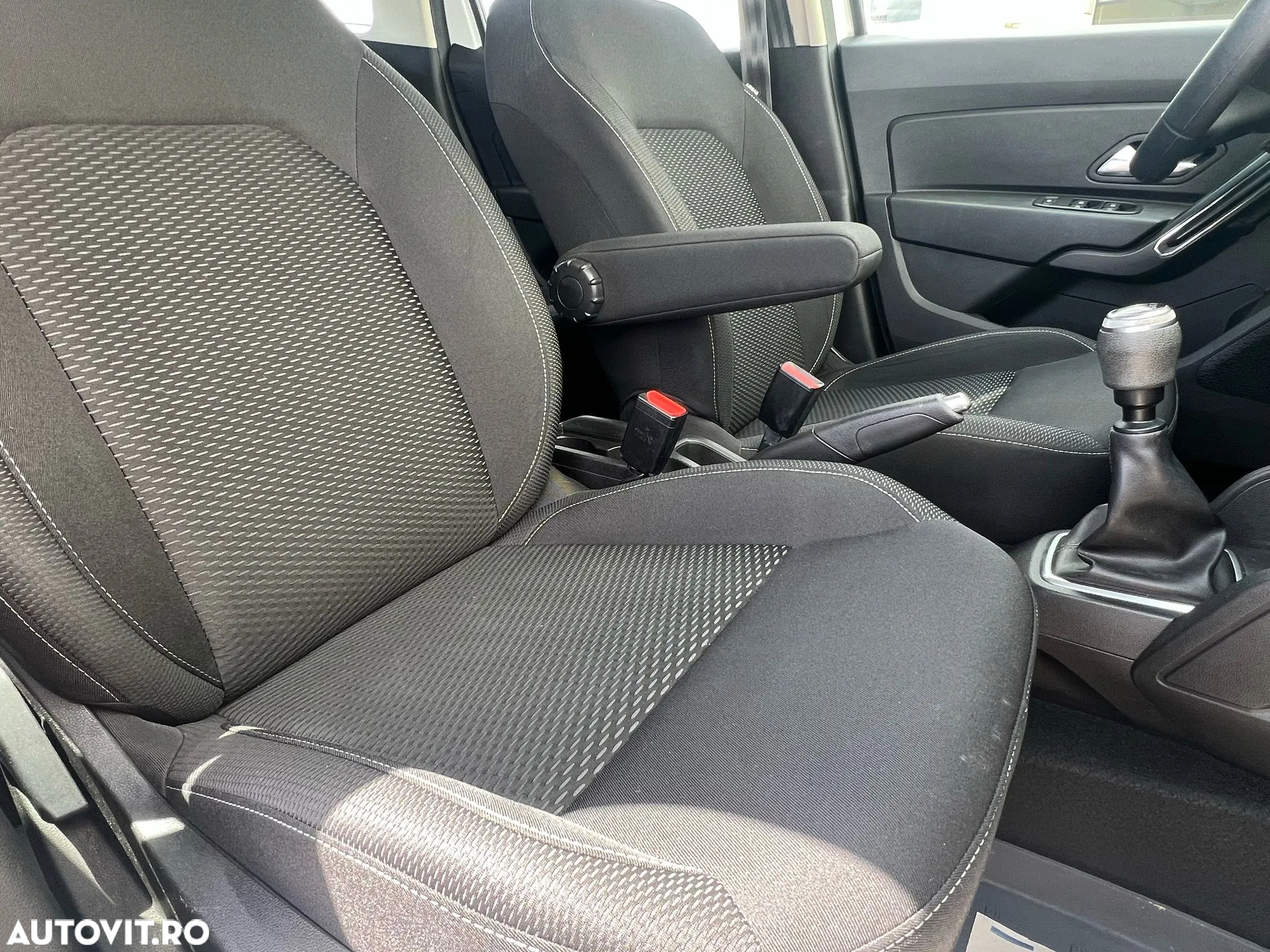 Dacia Duster 1.5 Blue dCi 4WD Comfort - 15