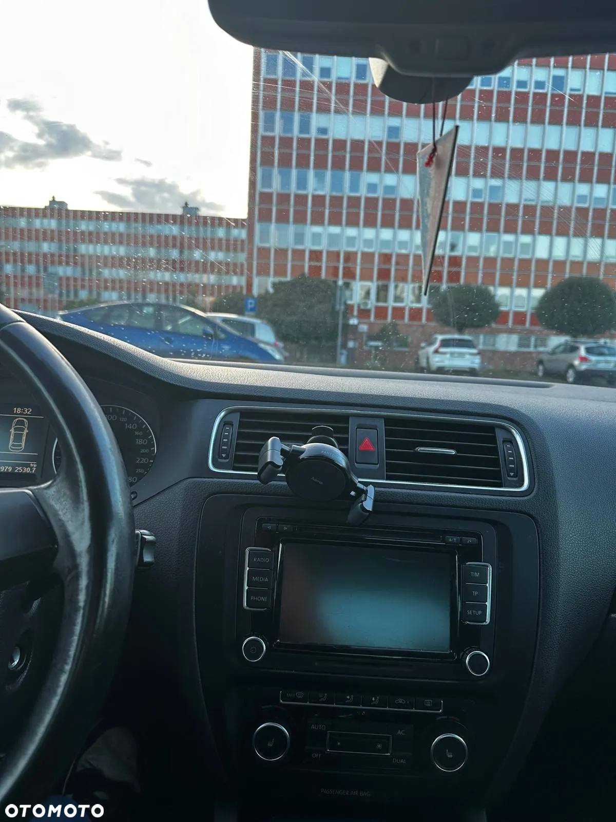 Volkswagen Jetta 1.2 TSI Comfortline - 7