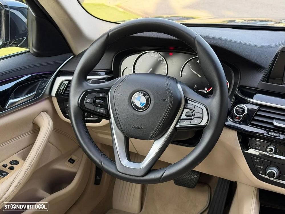 BMW 520 d Line Luxury Auto - 26