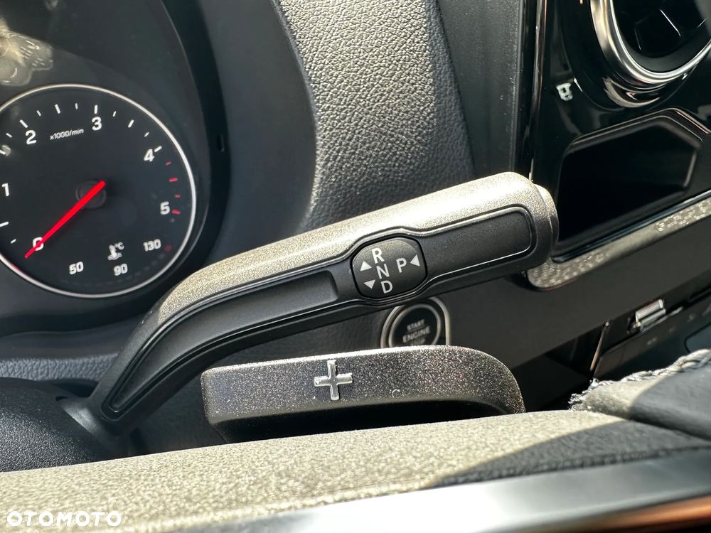 Mercedes-Benz Sprinter - 23