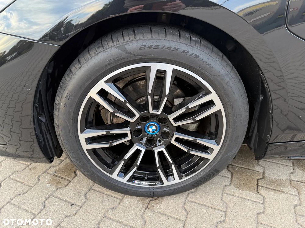 BMW Seria 5 530e xDrive - 6