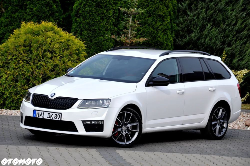 Skoda Octavia Combi 2.0 TDI DSG RS - 6