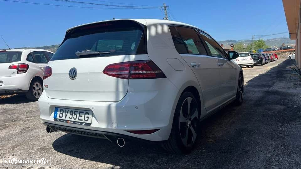 VW Golf 2.0 TSi GTi DSG Performance - 4