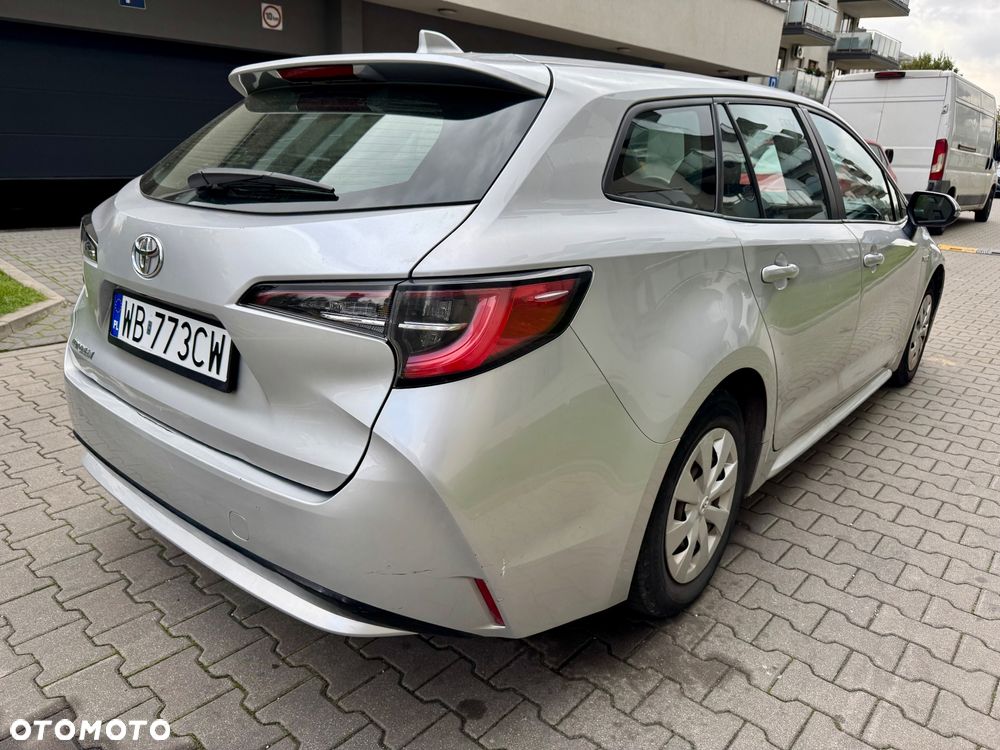 Toyota Corolla 1.8 Hybrid Comfort - 4
