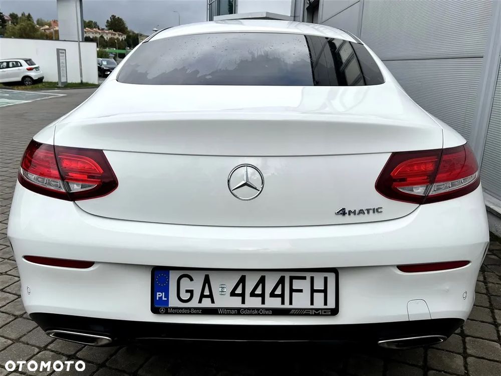 Mercedes-Benz Klasa C 200 4-Matic 9G-TRONIC - 5