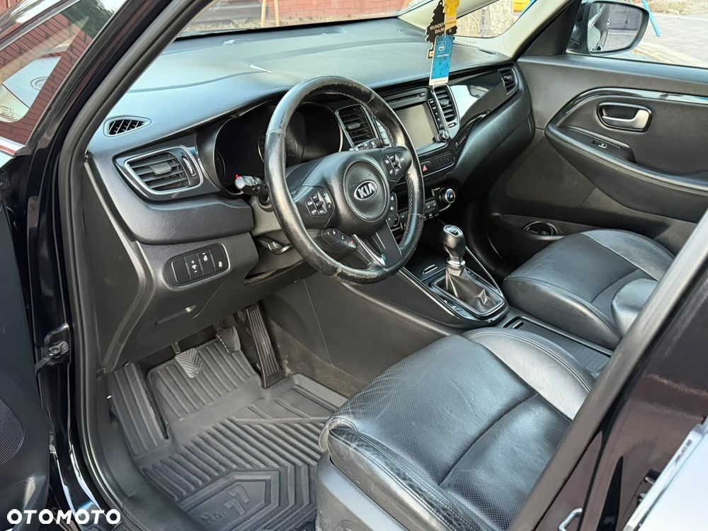 Kia Carens 1.7 CRDi Business Line 7os - 29