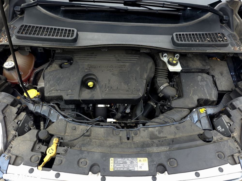 Ford Kuga 2.0 TDCi FWD Titanium - 38