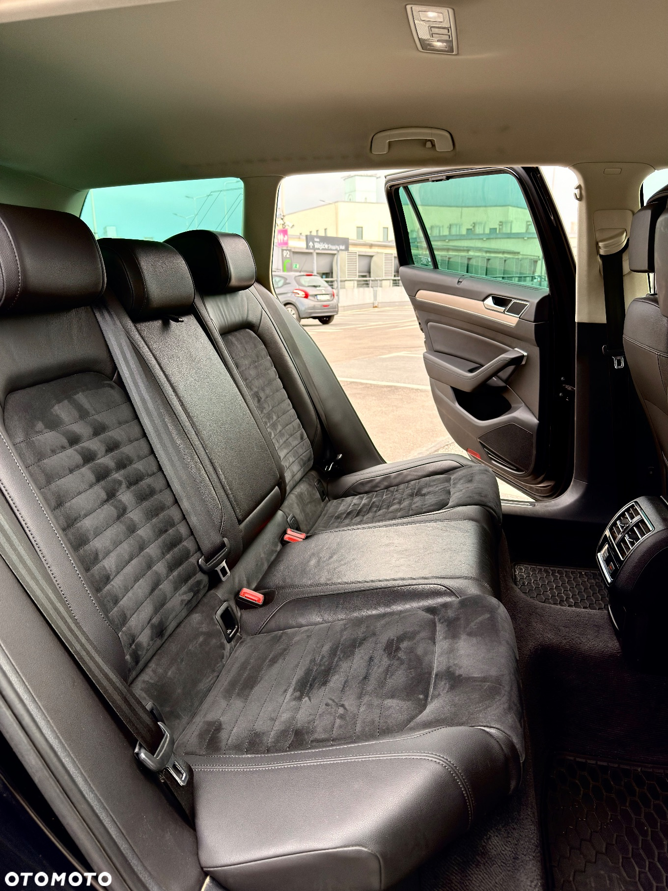 Volkswagen Passat 2.0 TDI BMT Highline DSG - 11