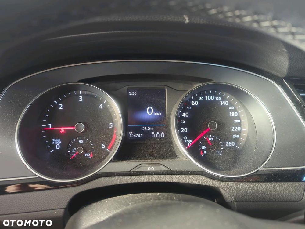 Volkswagen Passat 2.0 TDI EVO Business - 11