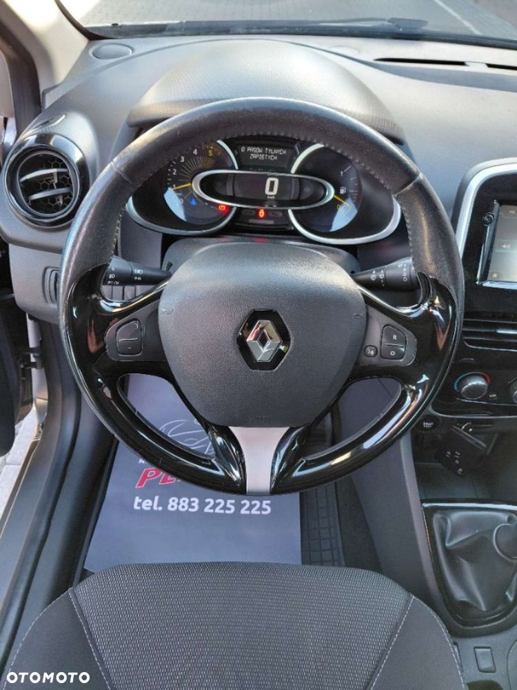 Renault Clio - 10