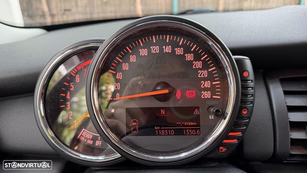 MINI 3 Portas One First - 27