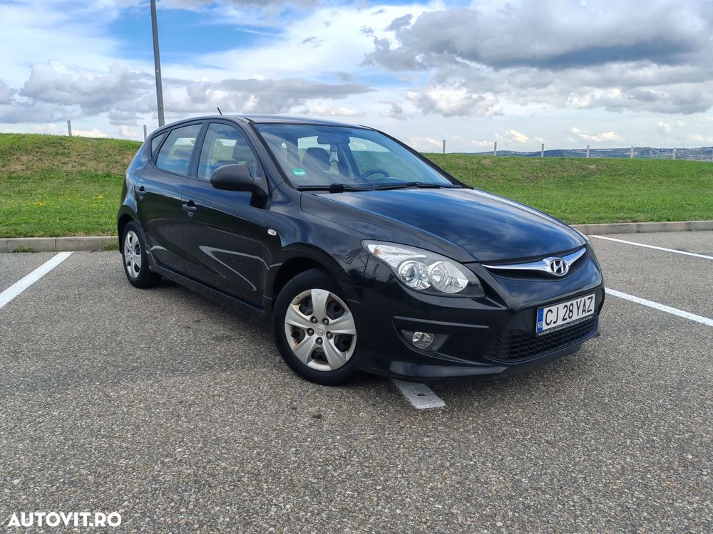 Hyundai i30 i30cw 1.6 CRDi UEFA EURO 2012 Edition - 12