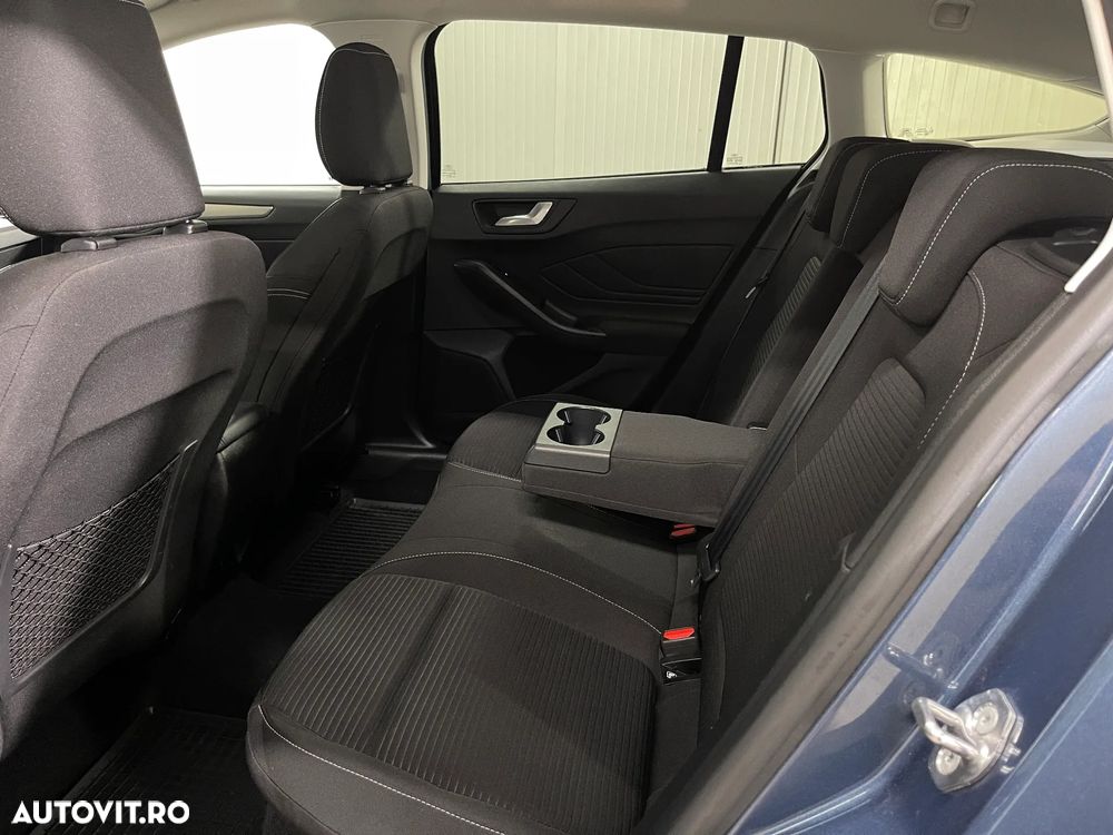 Ford Focus 1.0 EcoBoost MHEV Titanium - 12