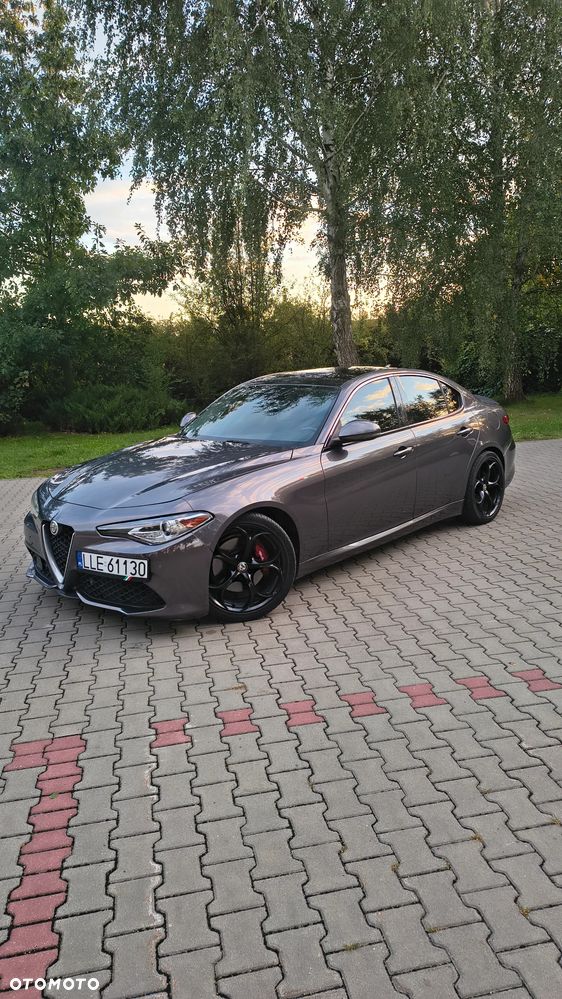 Alfa Romeo Giulia 2.0 Turbo 16V AT8 Veloce Ti - 13